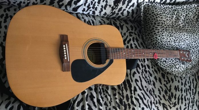 Yamaha-F310-1024x570